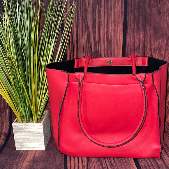 Handbags - Nice bag